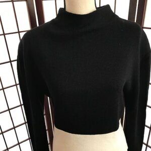 St. John Separates, Black and White Raglan Sleeve Top, Size Large